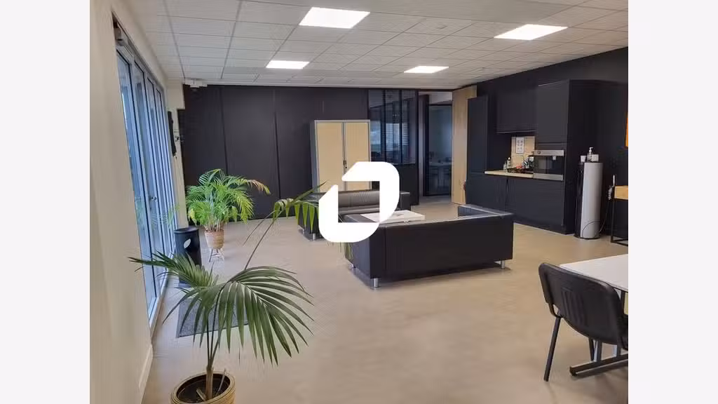 A louer Bureaux 232m² Villeneuve d'ascq