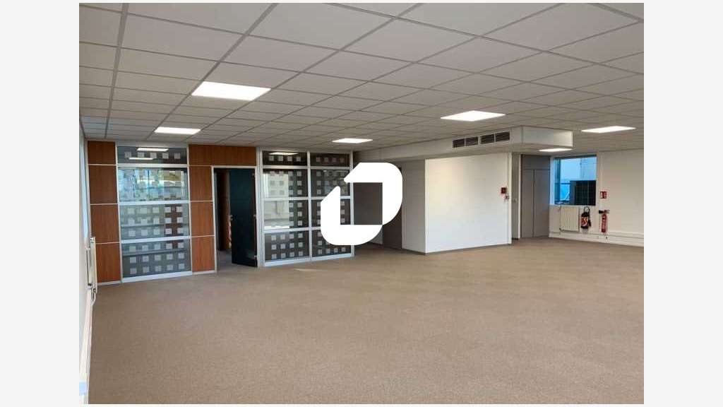 A louer Bureaux 770m² Villeneuve d'ascq