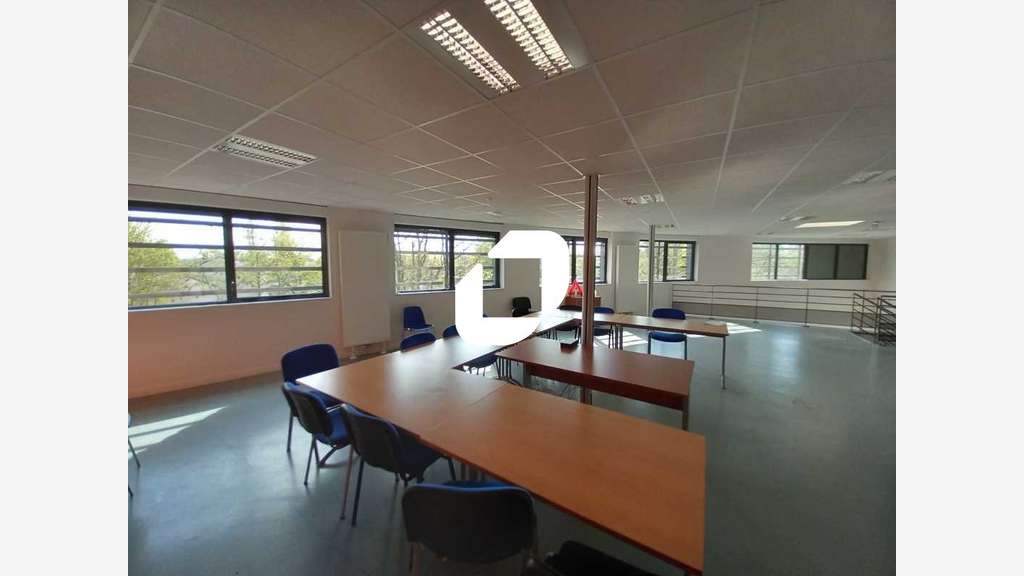 A louer Bureaux 417m² Villeneuve d'ascq