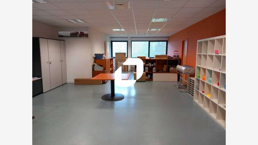 A louer Bureaux 417m² Villeneuve d'ascq