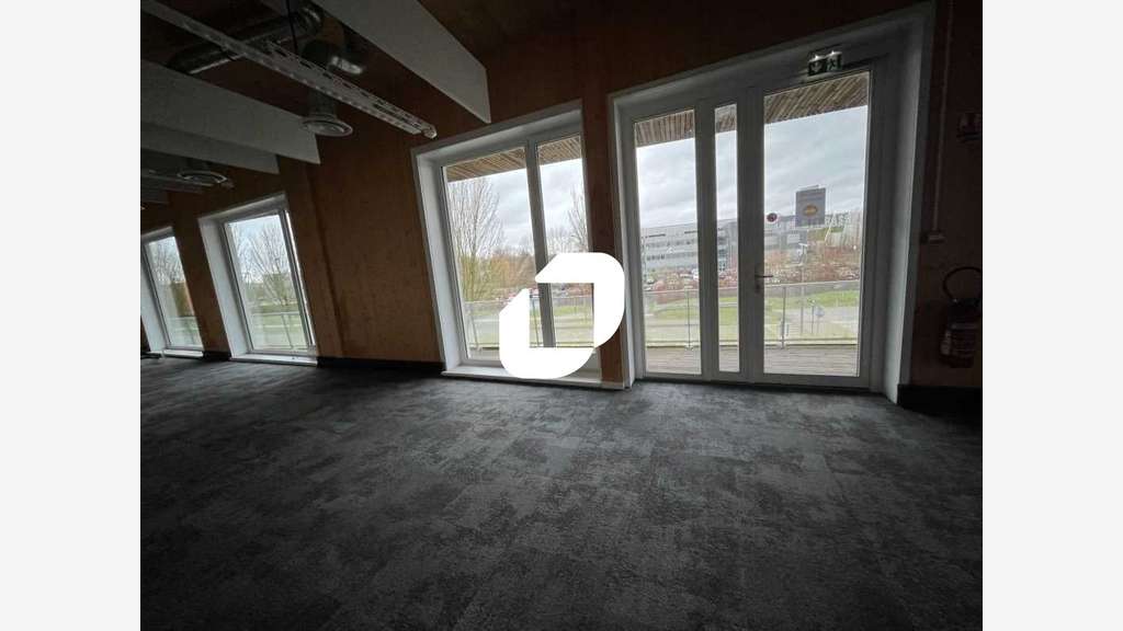 A louer Bureaux 2449m² Villeneuve d'ascq