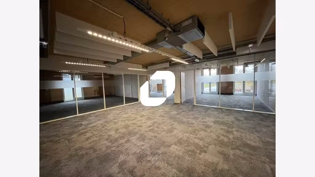 A louer Bureaux 2449m² Villeneuve d'ascq