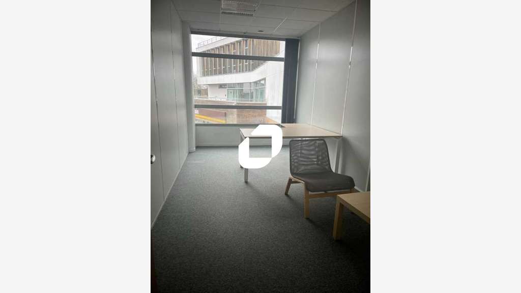 A louer Bureaux 1300m² Villeneuve d'ascq