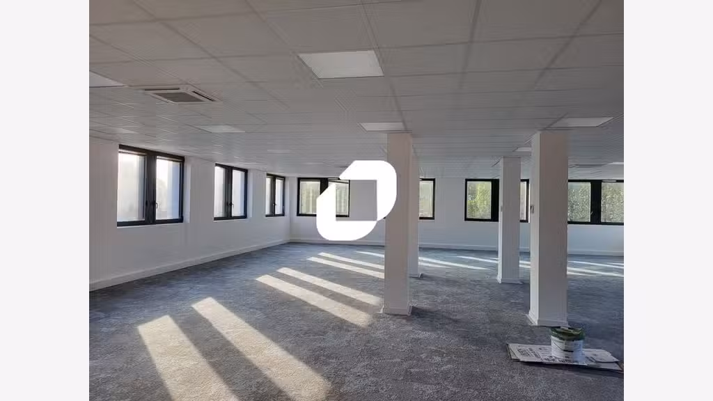 A louer Bureaux 890m² Villeneuve d'ascq
