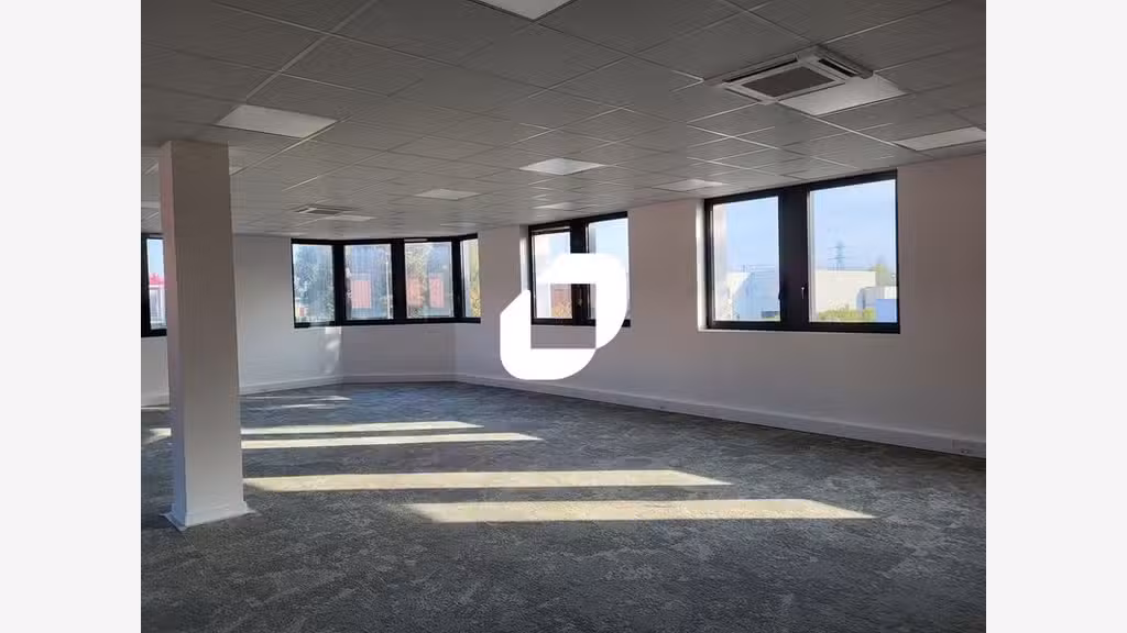 A louer Bureaux 890m² Villeneuve d'ascq