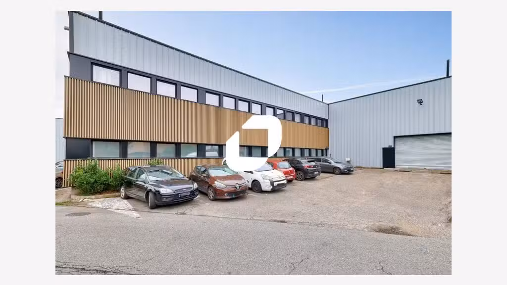 A louer Bureaux 1756m² Villeneuve la garenne