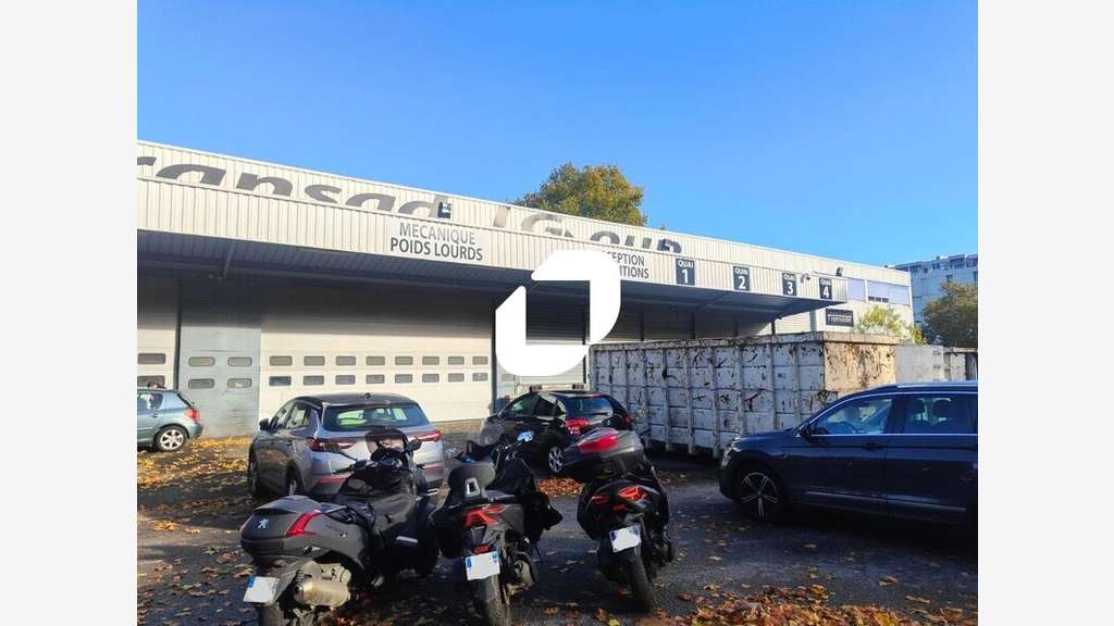 A louer Bureaux 1490m² Villeneuve la garenne