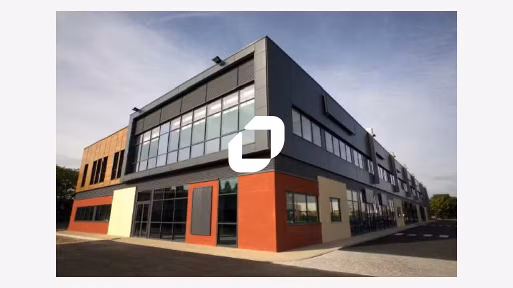 A louer Bureaux 1250m² Villeneuve la garenne