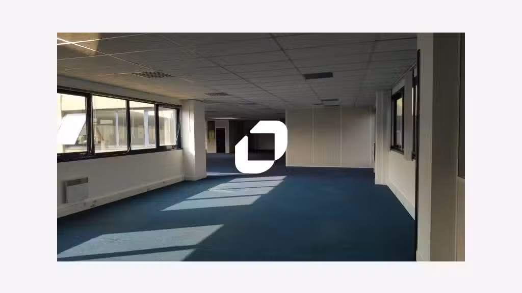 A louer Bureaux 900m² Villeneuve la garenne