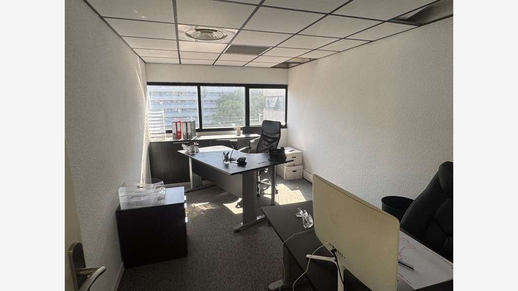 Location bureaux 150M² Villeneuve Loubet