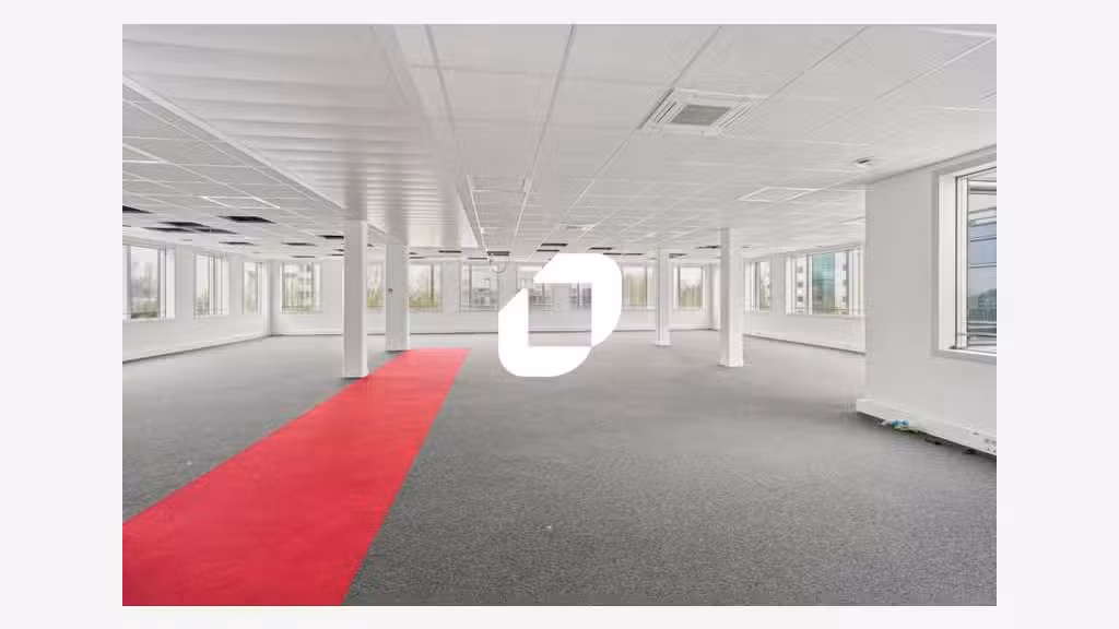A louer Bureaux 484m² Villepinte