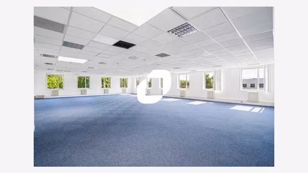 A louer Bureaux 810m² Villepinte