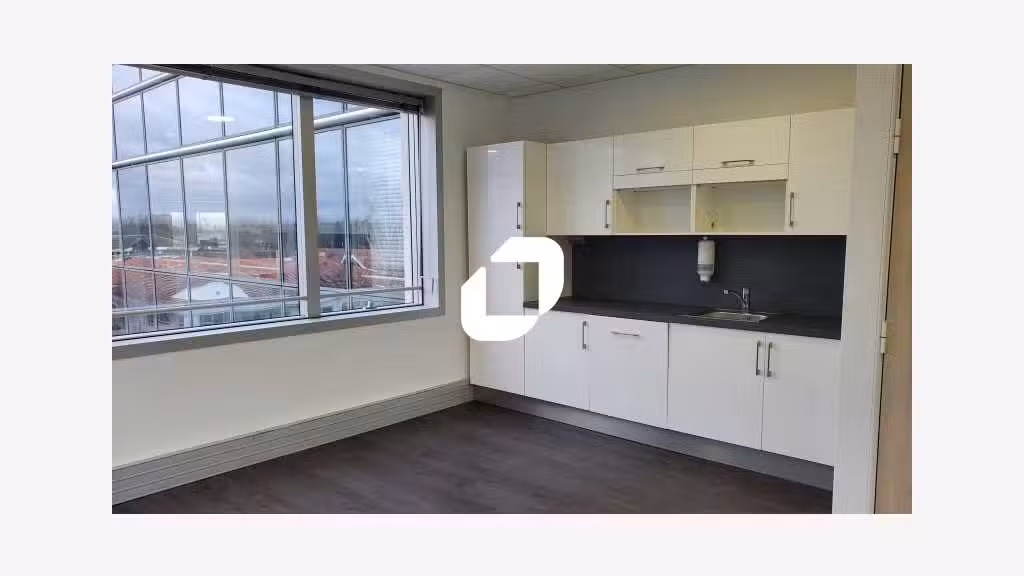 A louer Bureaux 225m² Villepinte