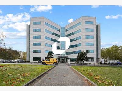 A louer Bureaux 1824m² Villepinte