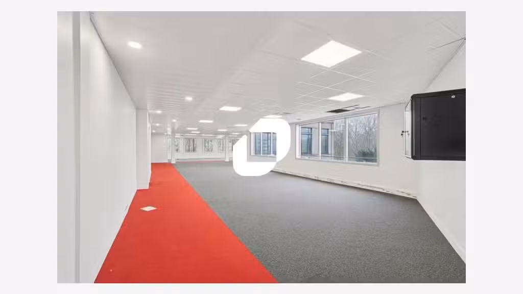 A louer Bureaux 2014m² Villepinte