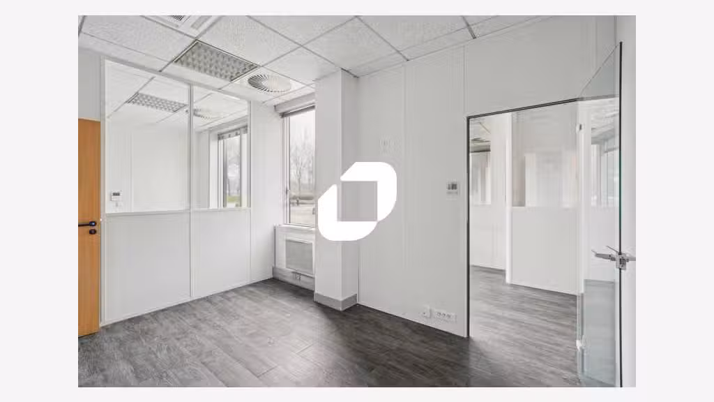 A louer Bureaux 1742m² Villepinte