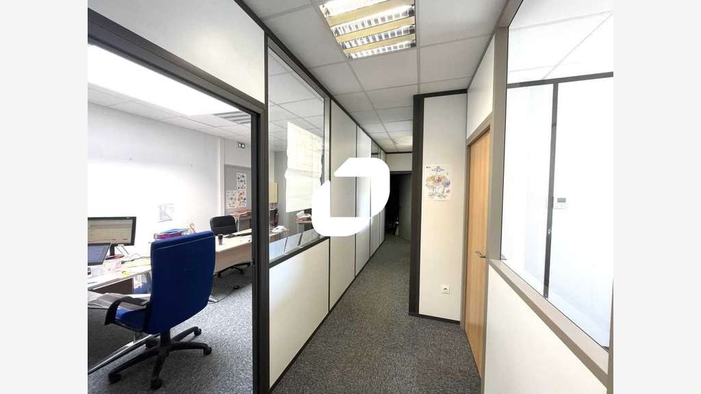 A louer Bureaux 996m² Villeurbanne