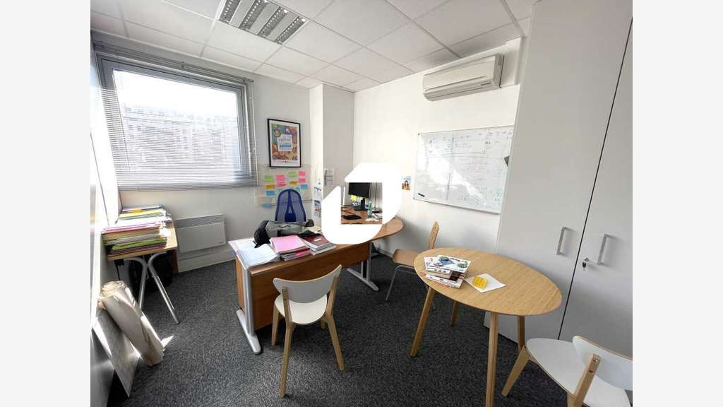A louer Bureaux 996m² Villeurbanne