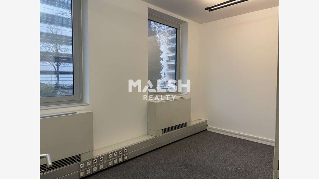 Bureaux à louer 68m² axe très passant Villeurbanne