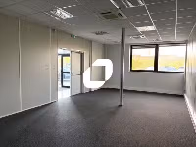 A louer Bureaux 710m² Villeurbanne