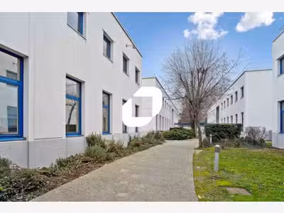 A louer Bureaux 2326m² Villeurbanne
