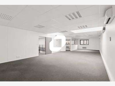 A louer Bureaux 798m² Villeurbanne