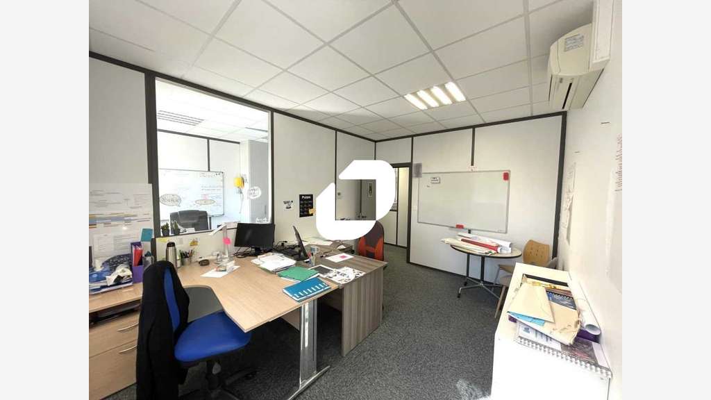 A louer Bureaux 996m² Villeurbanne