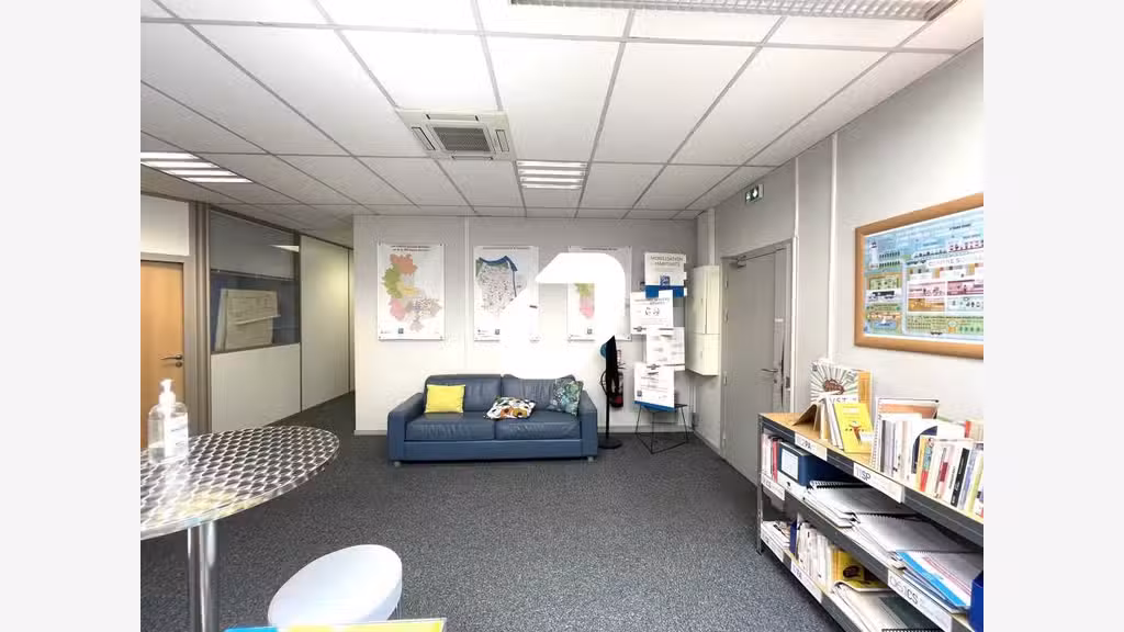 A louer Bureaux 996m² Villeurbanne