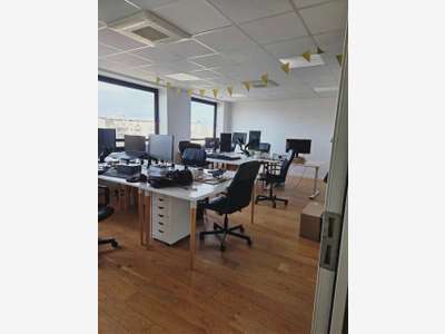Locaux de 83m² à louer Villeurbanne Charpennes