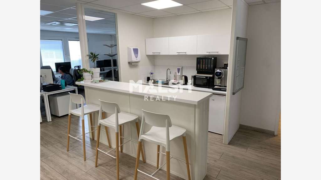 Bureaux 100m² à louer à Villeurbanne