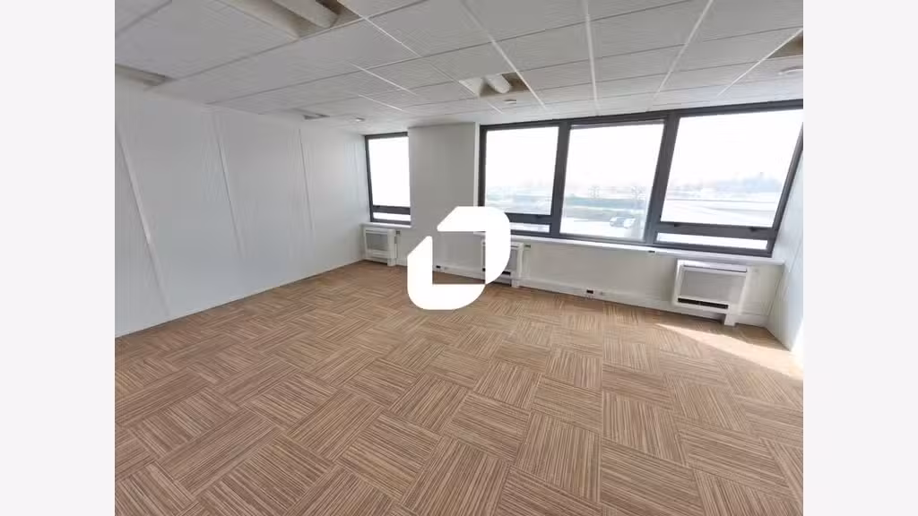 A louer Bureaux 4645m² Villiers sur marne
