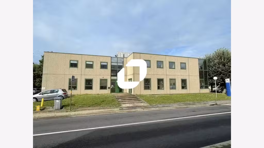 A louer Bureaux 152m² Viry chatillon
