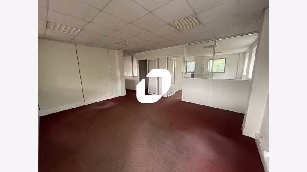 A louer Bureaux 152m² Viry chatillon