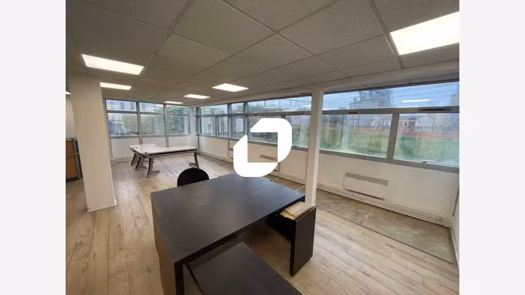 A louer Bureaux 252m² Vitry sur seine