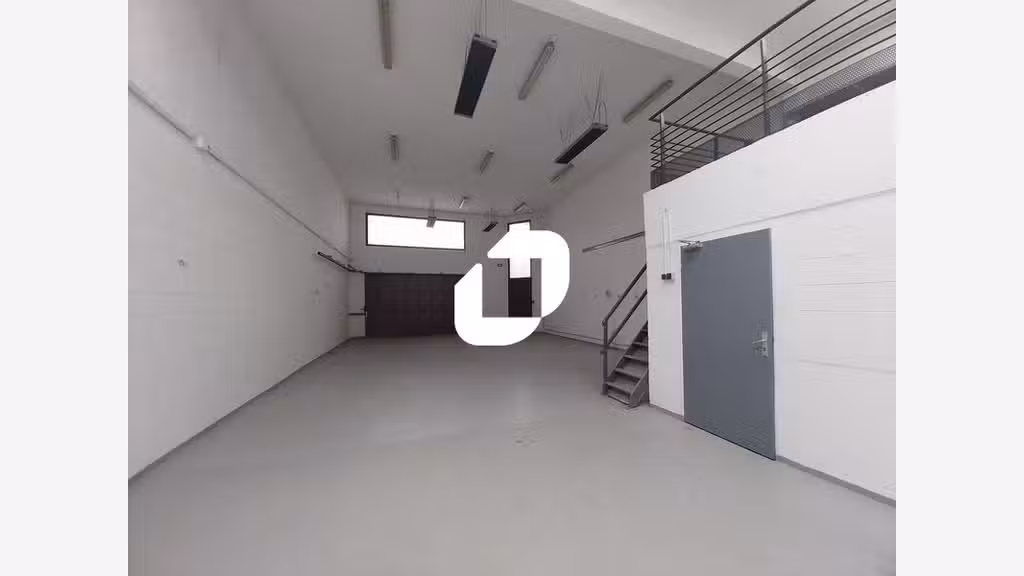 A louer Bureaux 413m² Voisins le bretonneux
