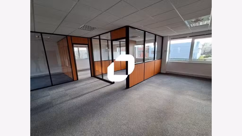 A louer Bureaux 172m² Wambrechies