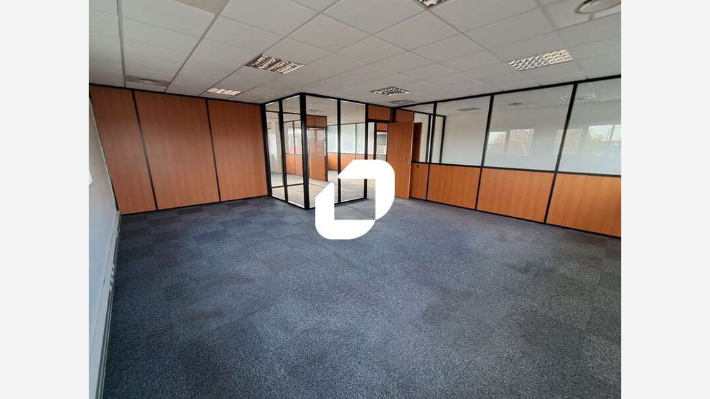 A louer Bureaux 172m² Wambrechies