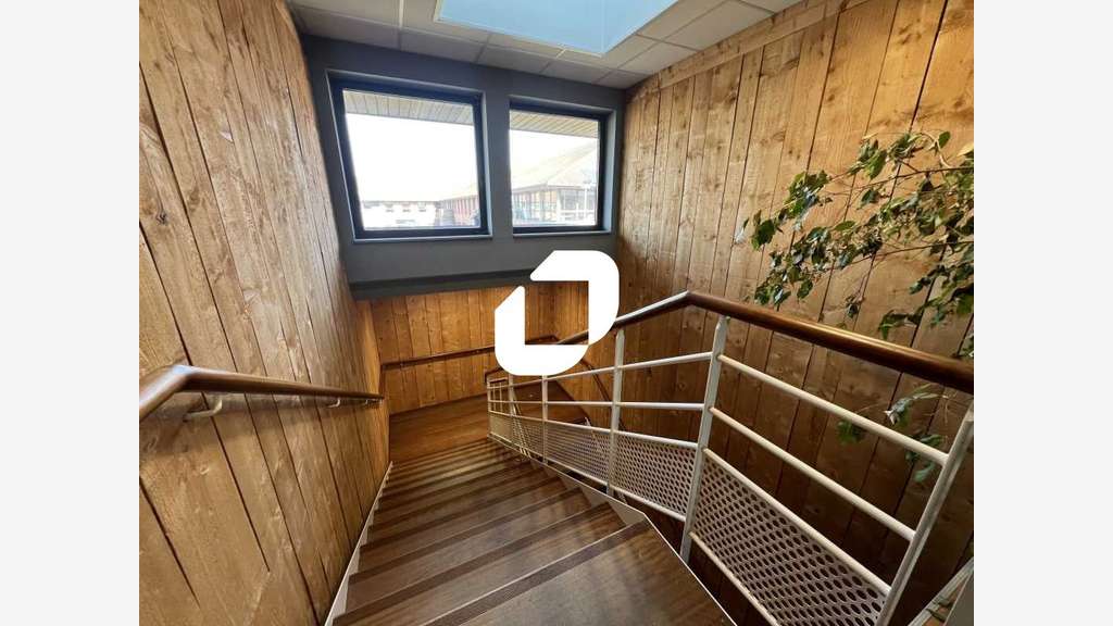 A louer Bureaux 1448m² Wambrechies