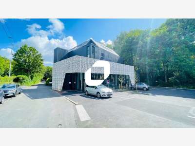 A louer Bureaux 235m² Wasquehal