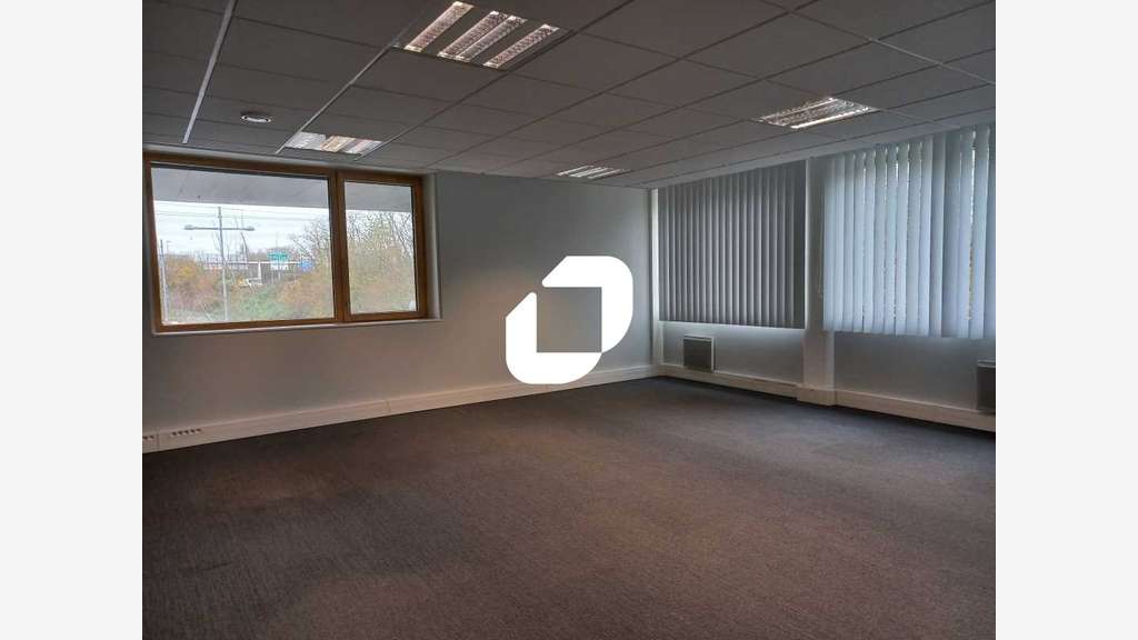 A louer Bureaux 350m² Wasquehal