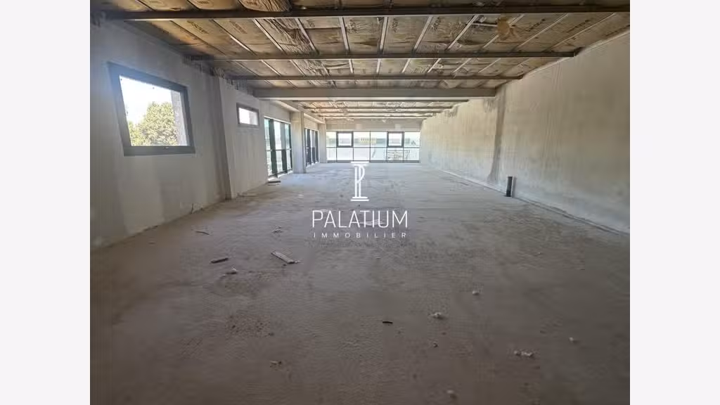 Locaux neufs 155m² à louer à Manosque ZC St-Joseph