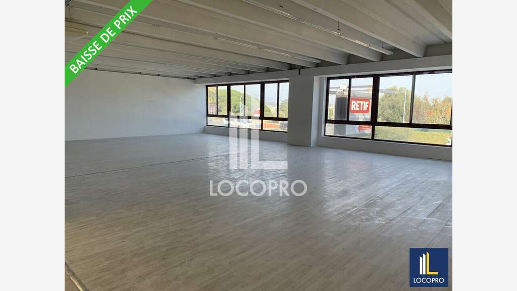 A louer bureaux 350m² R+1 à Villeneuve-Loubet
