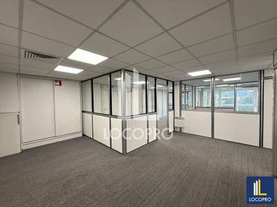 A louer bureaux 167m² en bon état Sophia-Antipolis