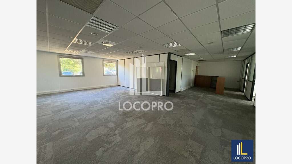 Bureaux de 151 à 271m² à louer à Sophia Antipolis