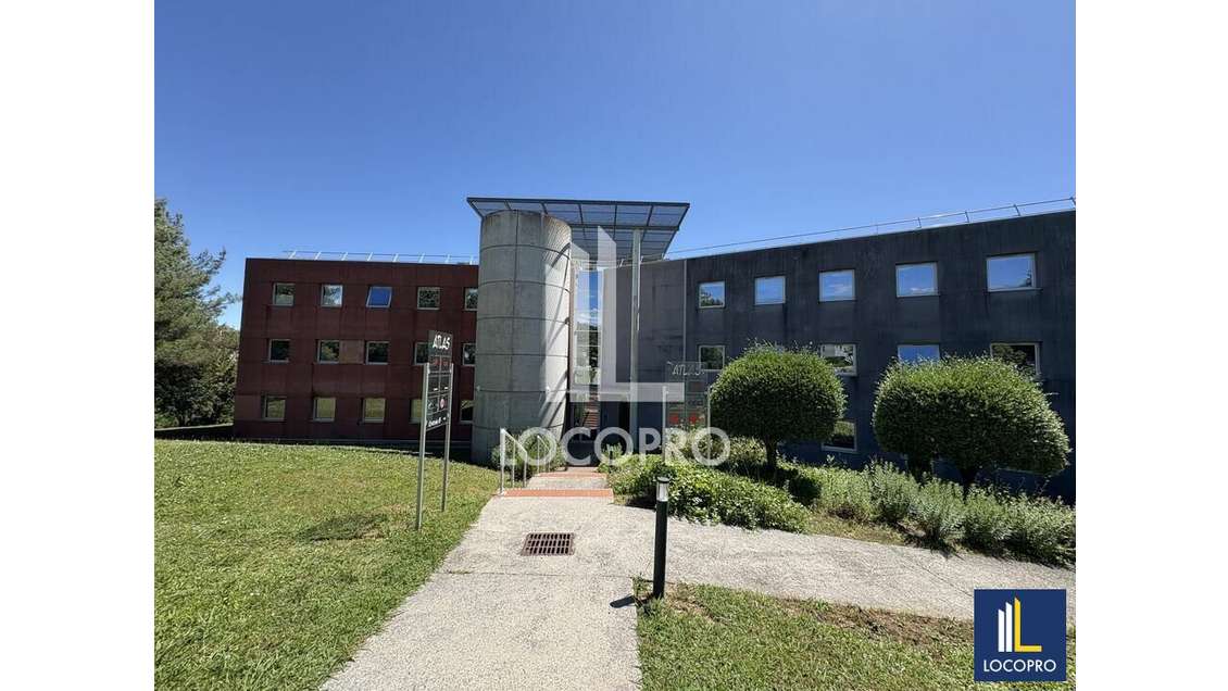 Bureaux de 151 à 271m² à louer à Sophia Antipolis