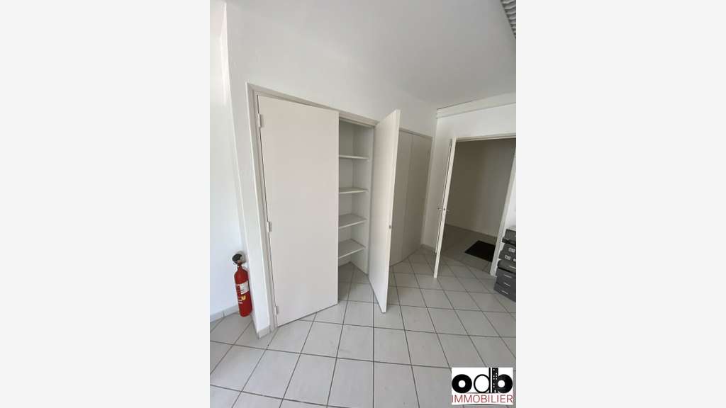 A louer bureaux 230m² Saint-Laurent-du-Var