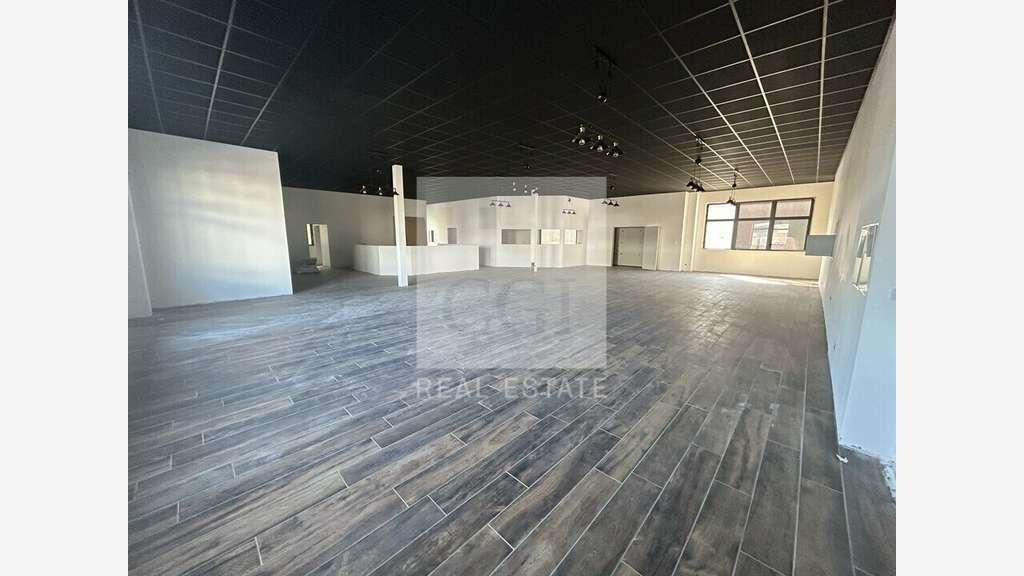 A louer bureaux de 1040m² à Dardilly parc Jubin