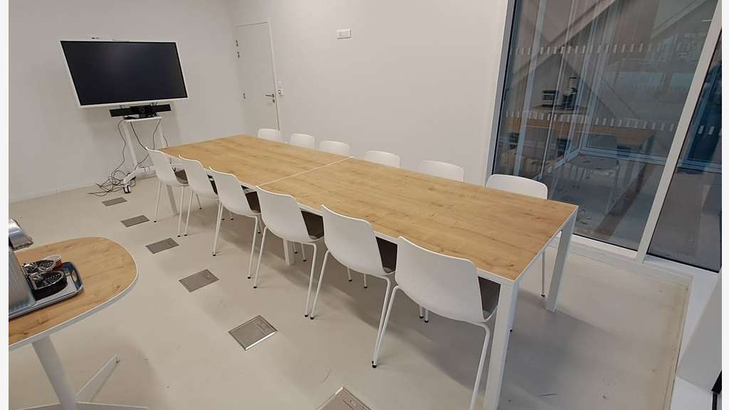 Loue bureaux 12m² en hôtel entreprises au Creusot