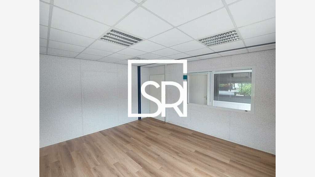Location bureaux 130m² idéalement situés à Riom