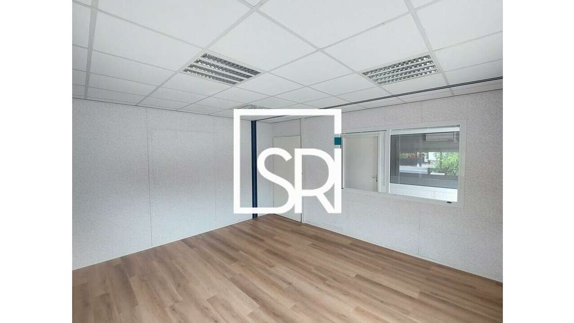 Location bureaux 130m² idéalement situés à Riom
